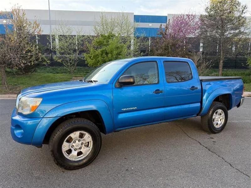 Used 2009 Toyota Tacoma 4x4 Double Cab w/ SR5 Pkg #2 image 4