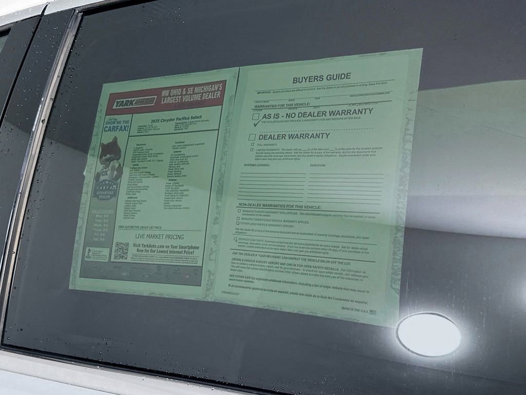 Certified 2025 Chrysler Pacifica Select image 15
