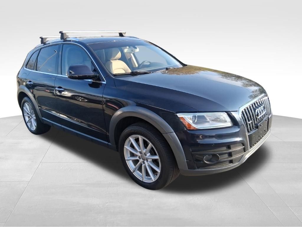 Used 2017 Audi Q5 2.0T Premium Plus w/ Technology Package image 9