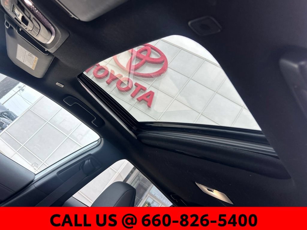Used 2024 Toyota Corolla Cross AWD Hybrid w/ Convenience Package image 13