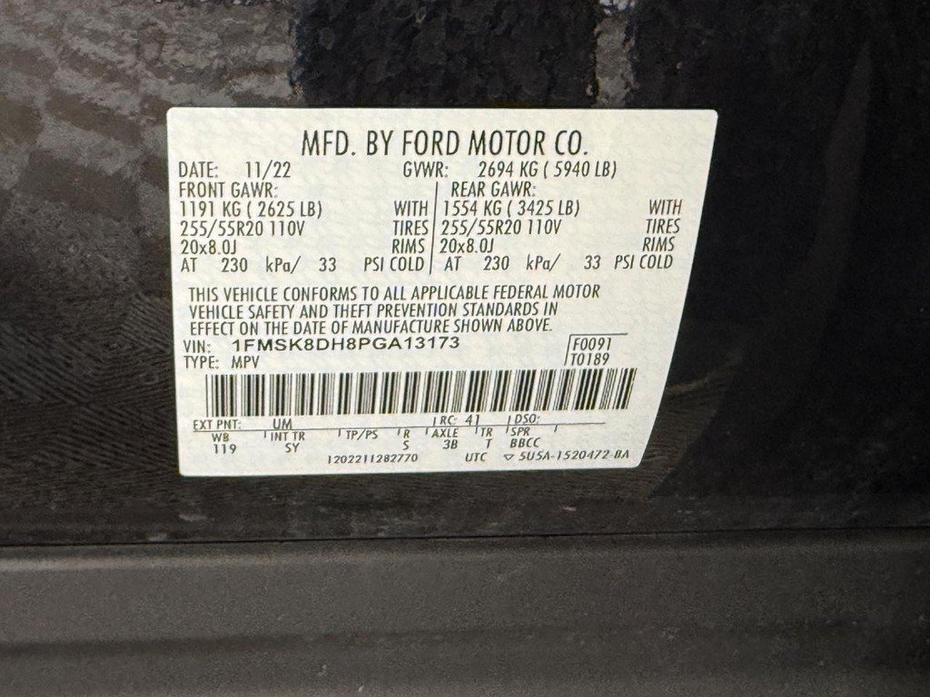 Used 2023 Ford Explorer XLT w/ Equipment Group 202A AWD/4WD image 34