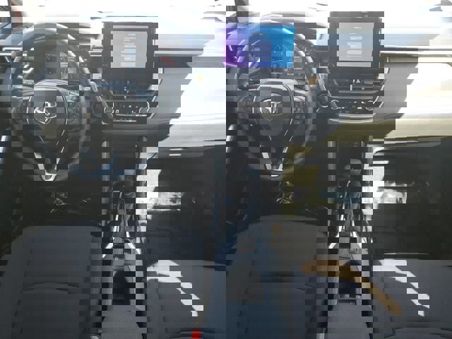 Used 2023 Toyota Corolla Cross LE image 7