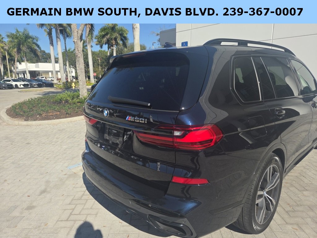 Certified 2022 BMW X7 M50i w/ Executive Package image 27