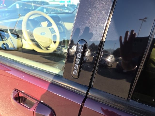 Used 2008 Ford Explorer Limited image 12