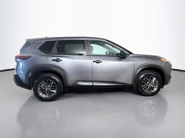 Used 2023 Nissan Rogue S AWD/4WD image 11
