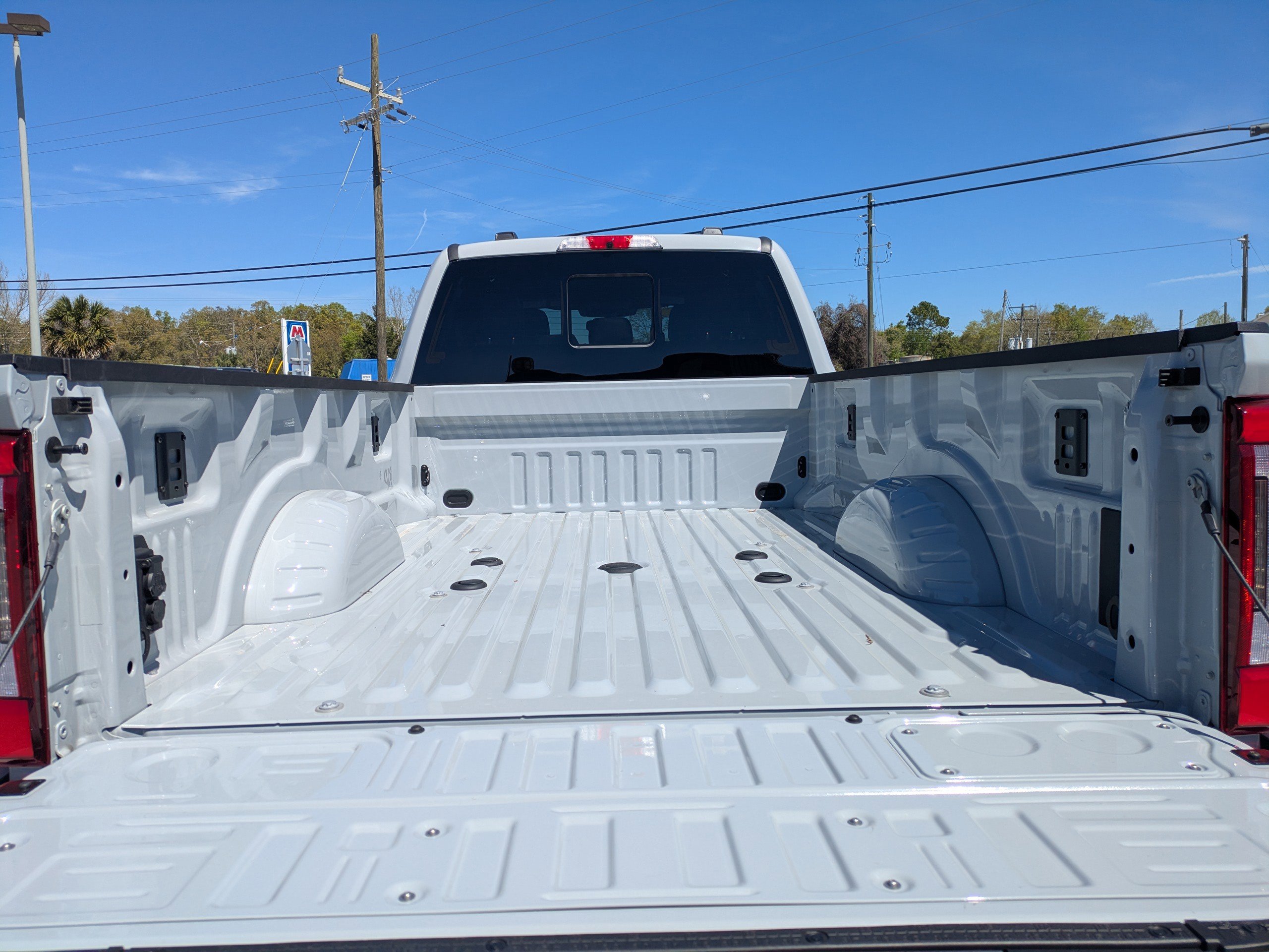 Certified 2026 Ford F450 Platinum w/ FX4 Off-Road Package image 11