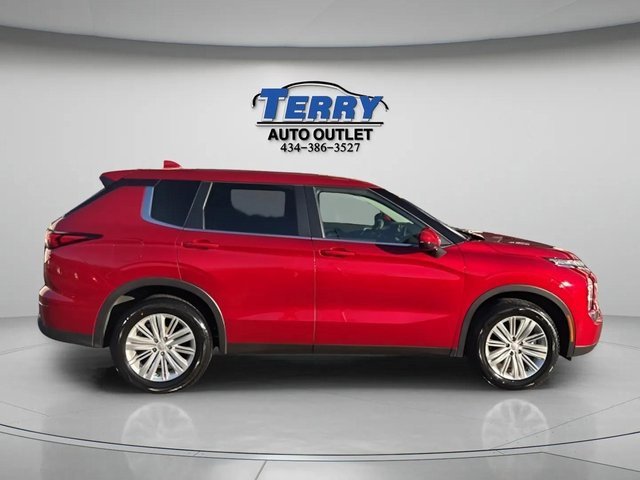 Used 2024 Mitsubishi Outlander ES
