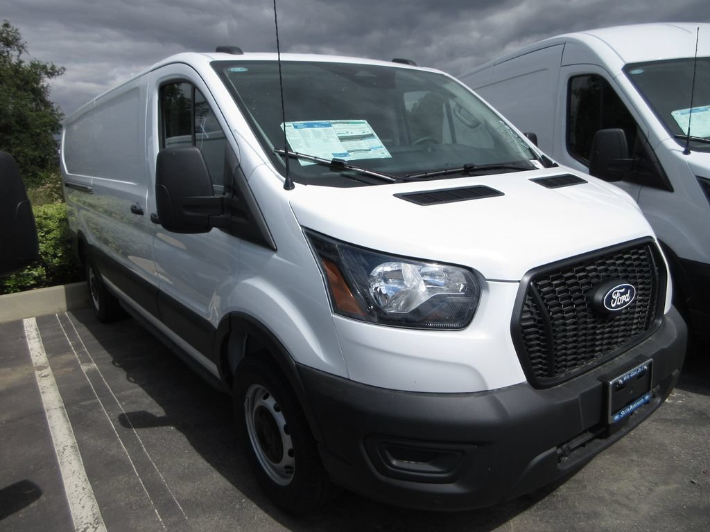 New 2026 Ford Transit 250 Low Roof RWD image 3
