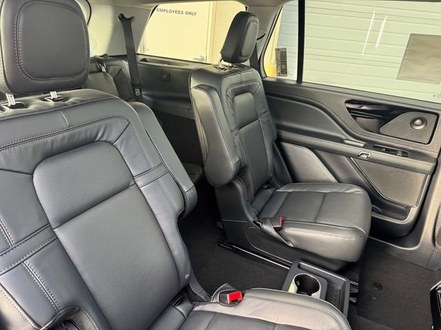 New 2026 Lincoln Aviator Reserve w/ Jet Appearance Package image 13