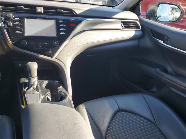 Used 2018 Toyota Camry SE image 13