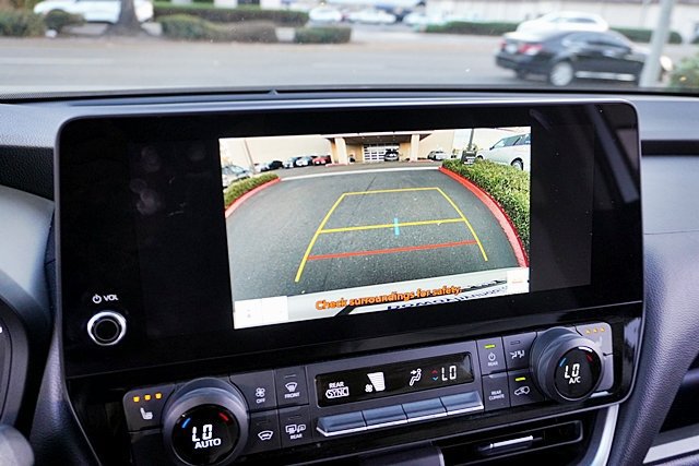 Used 2025 Toyota Grand Highlander FWD image 38