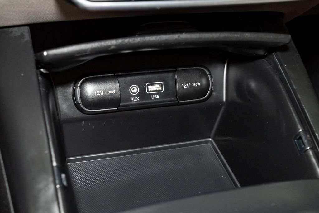 Used 2016 Kia Sorento FWD w/ LX Convenience Package image 19