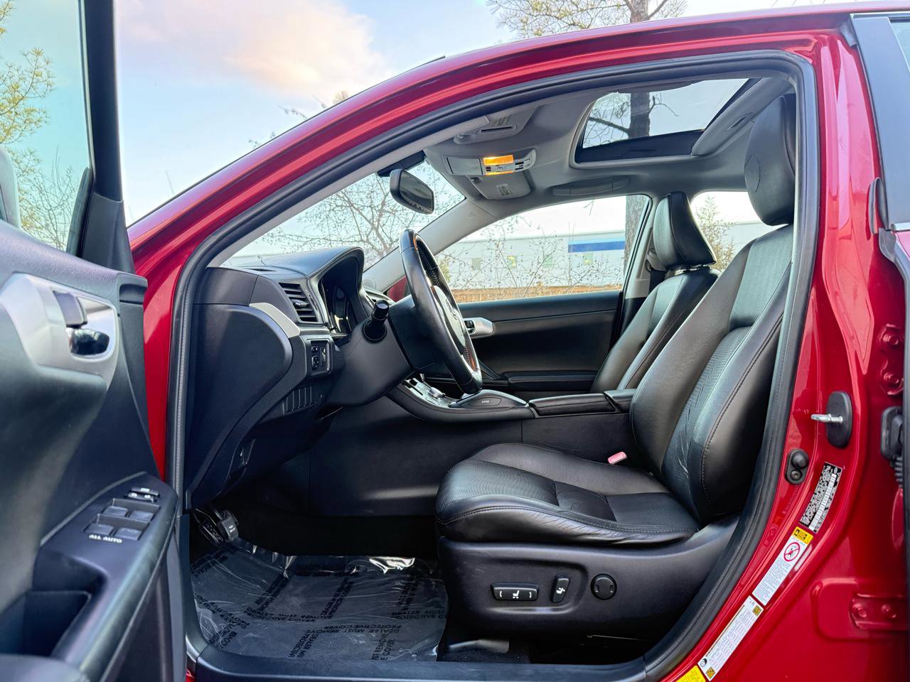 Used 2013 Lexus CT 200h w/ Premium Pkg w/Navigation image 15