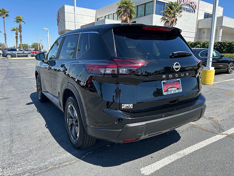 Used 2025 Nissan Rogue SV FWD image 9