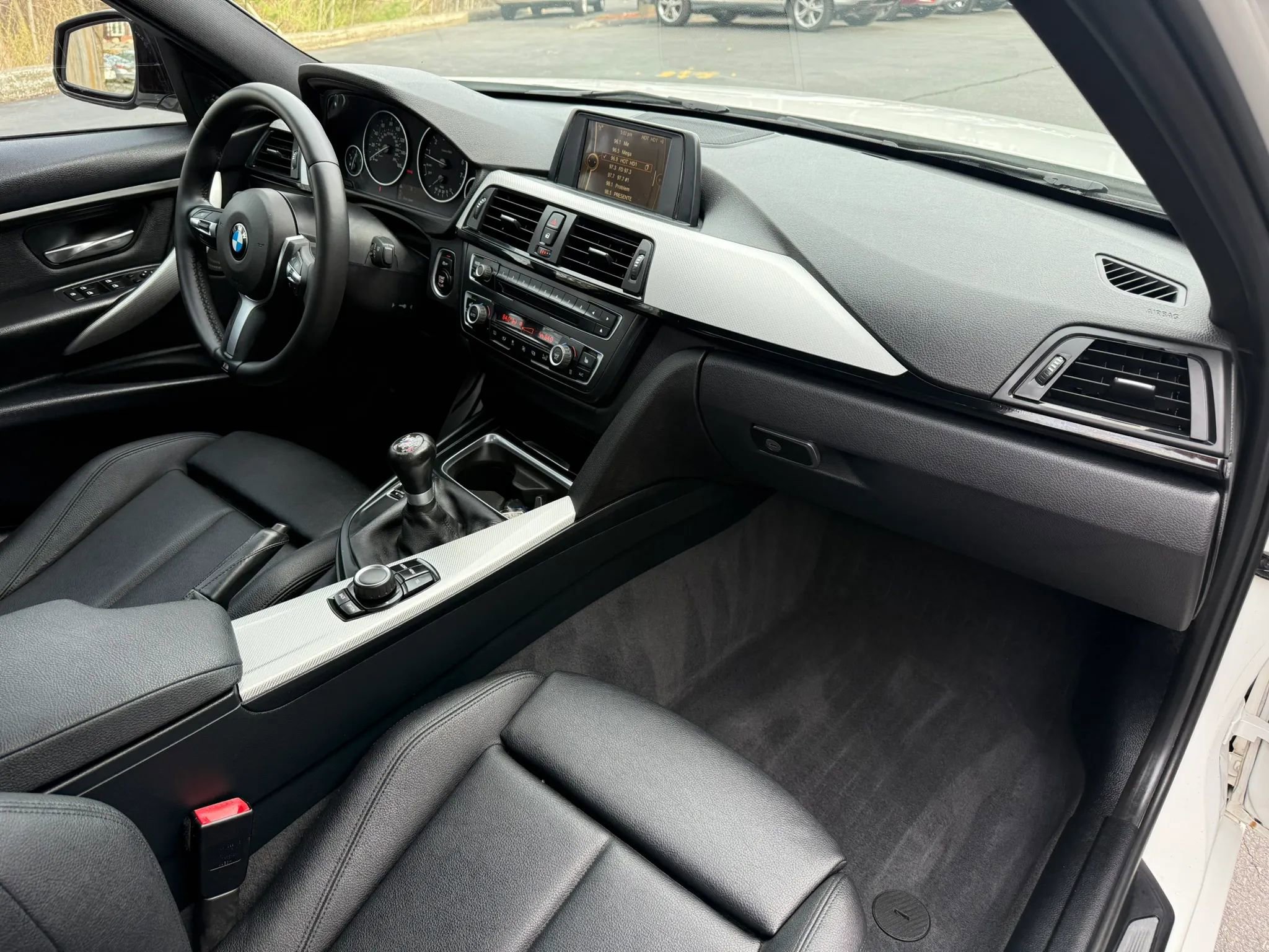 Used 2014 BMW 328i Sedan RWD image 14