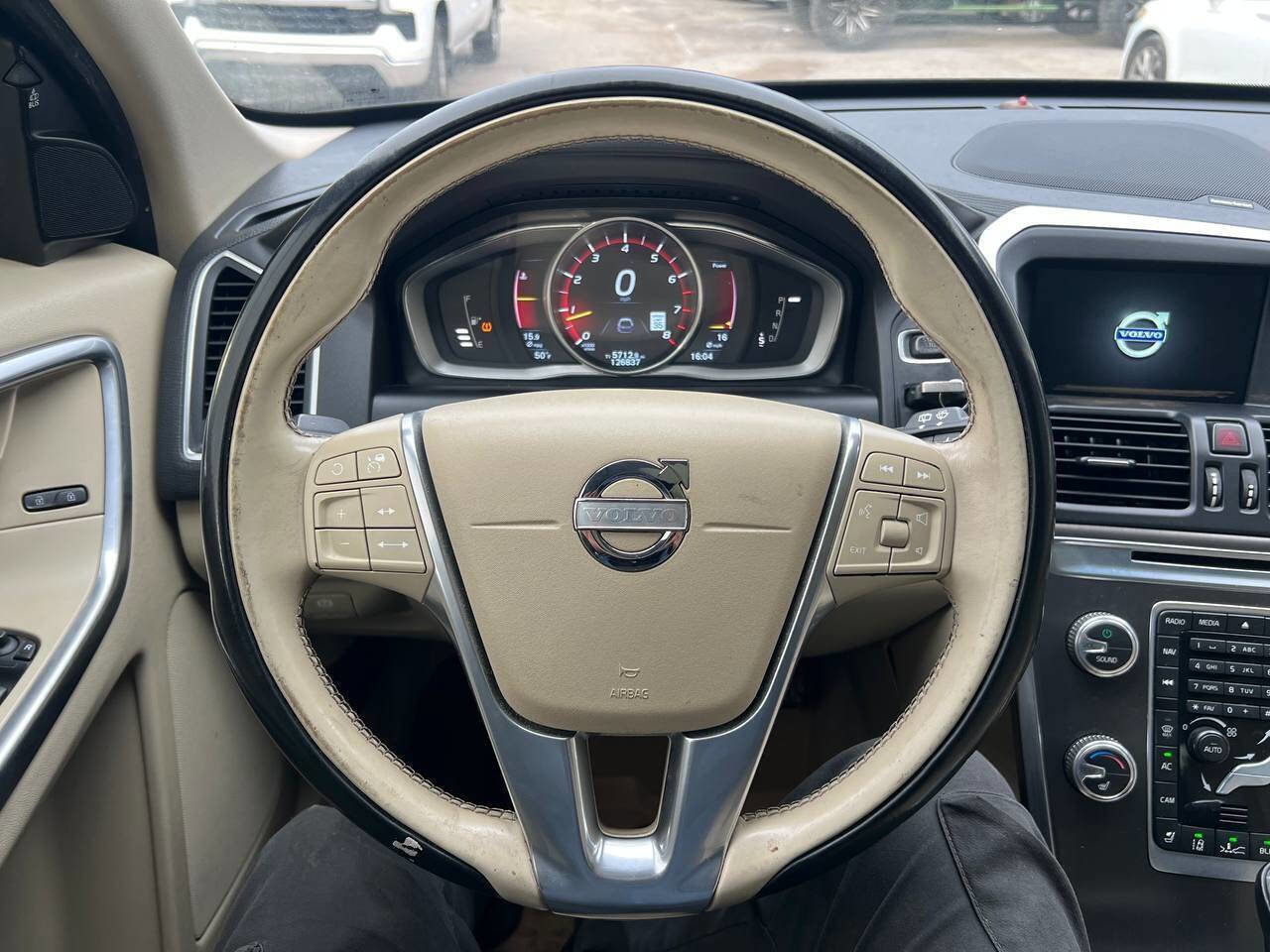 Used 2015 Volvo XC60 T5 Platinum image 19