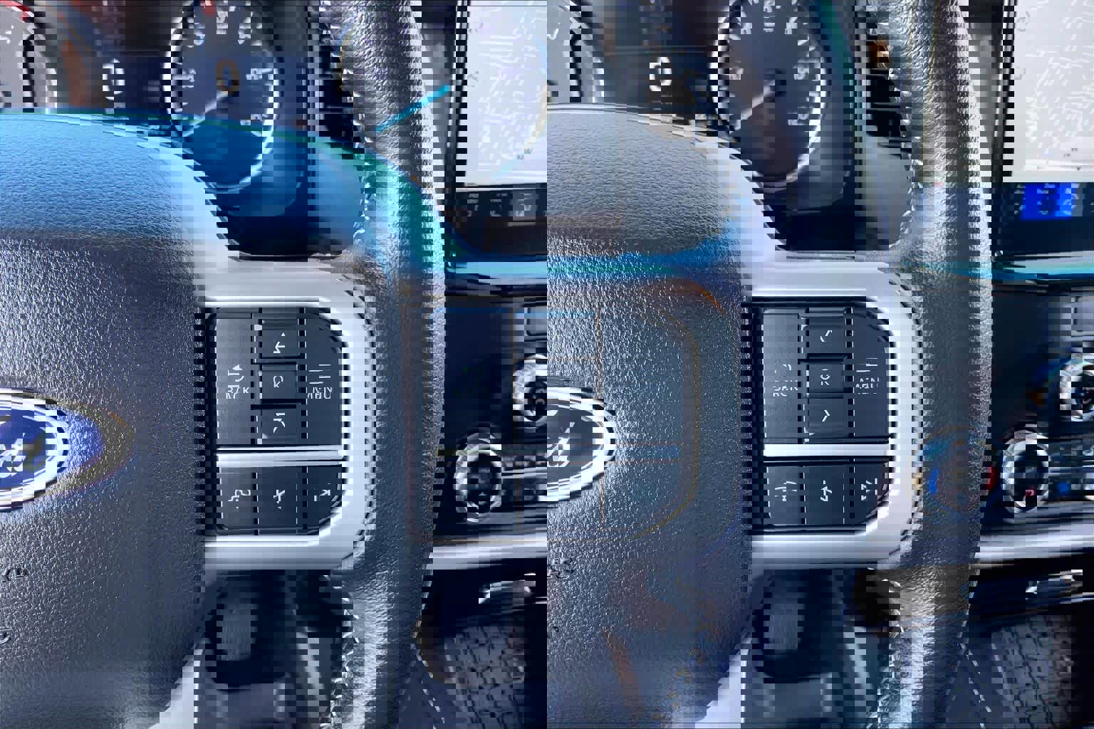 Certified 2023 Ford Expedition Max XLT image 21