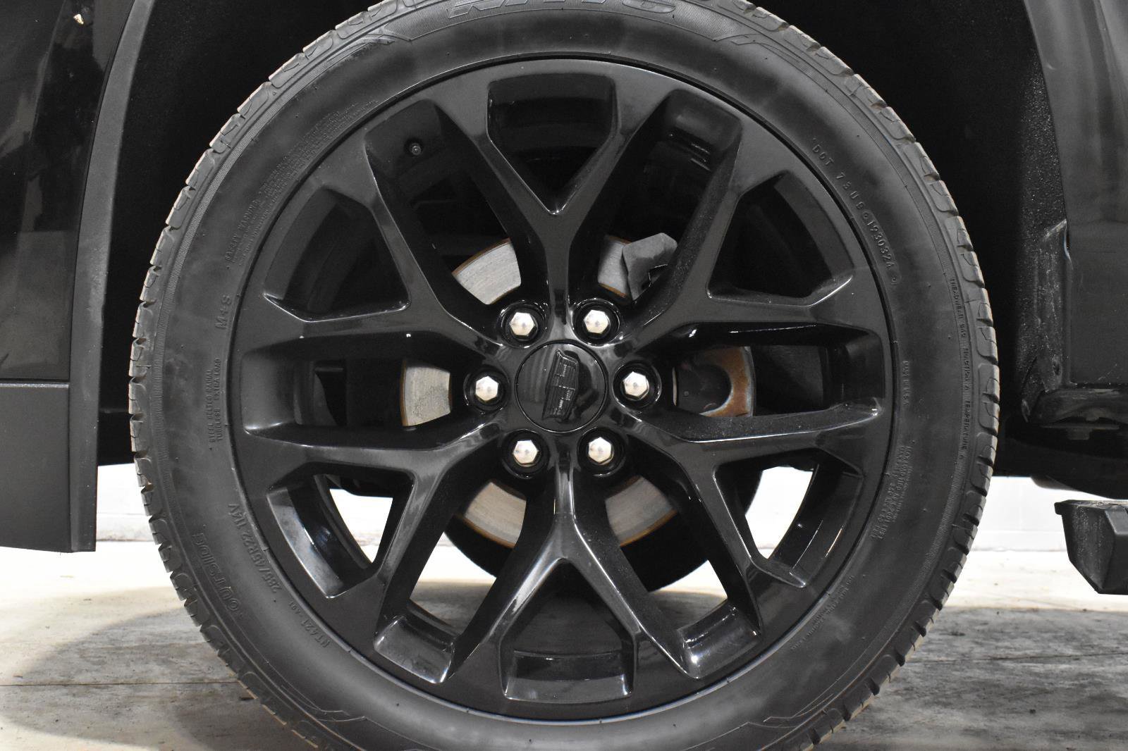 Used 2019 Cadillac Escalade Premium Luxury image 35