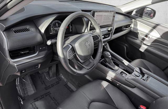 Certified 2025 Toyota Grand Highlander XLE image 11