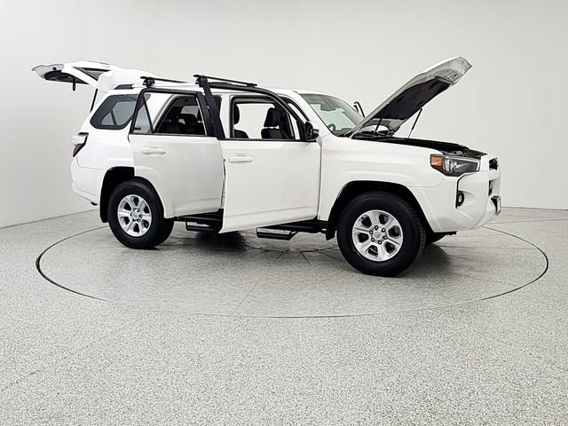 Used 2021 Toyota 4Runner SR5 Premium w/ Moonroof Package AWD/4WD image 10