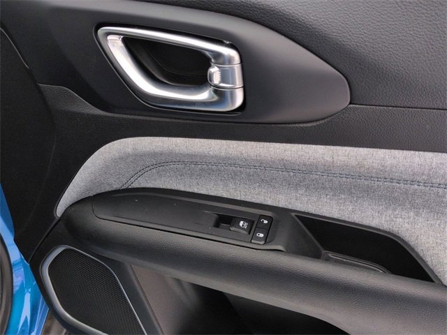 Used 2024 Jeep Compass Latitude w/ Convenience Group image 27