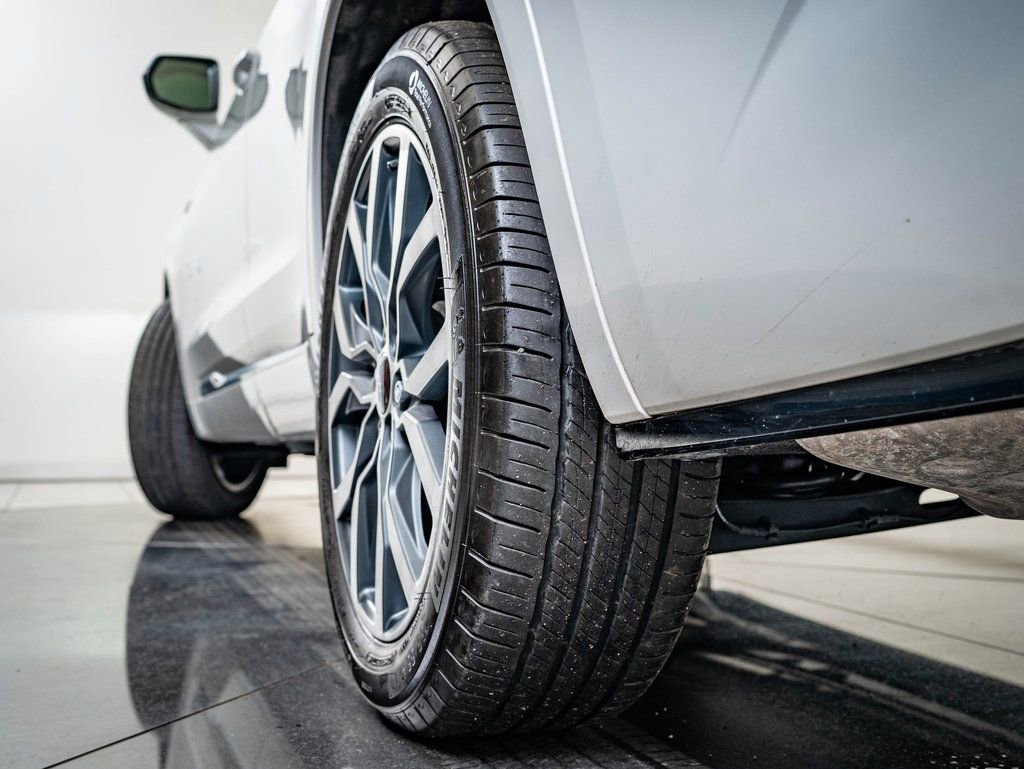 Used 2023 Cadillac XT6 Sport image 42