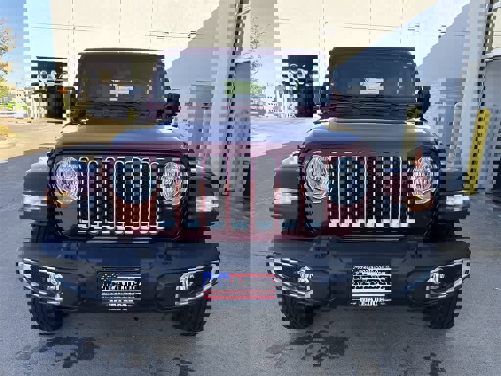 Used 2021 Jeep Wrangler Unlimited Sahara w/ Cold Weather Group image 7