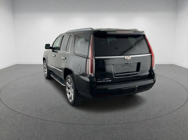 Used 2019 Cadillac Escalade Premium Luxury image 4