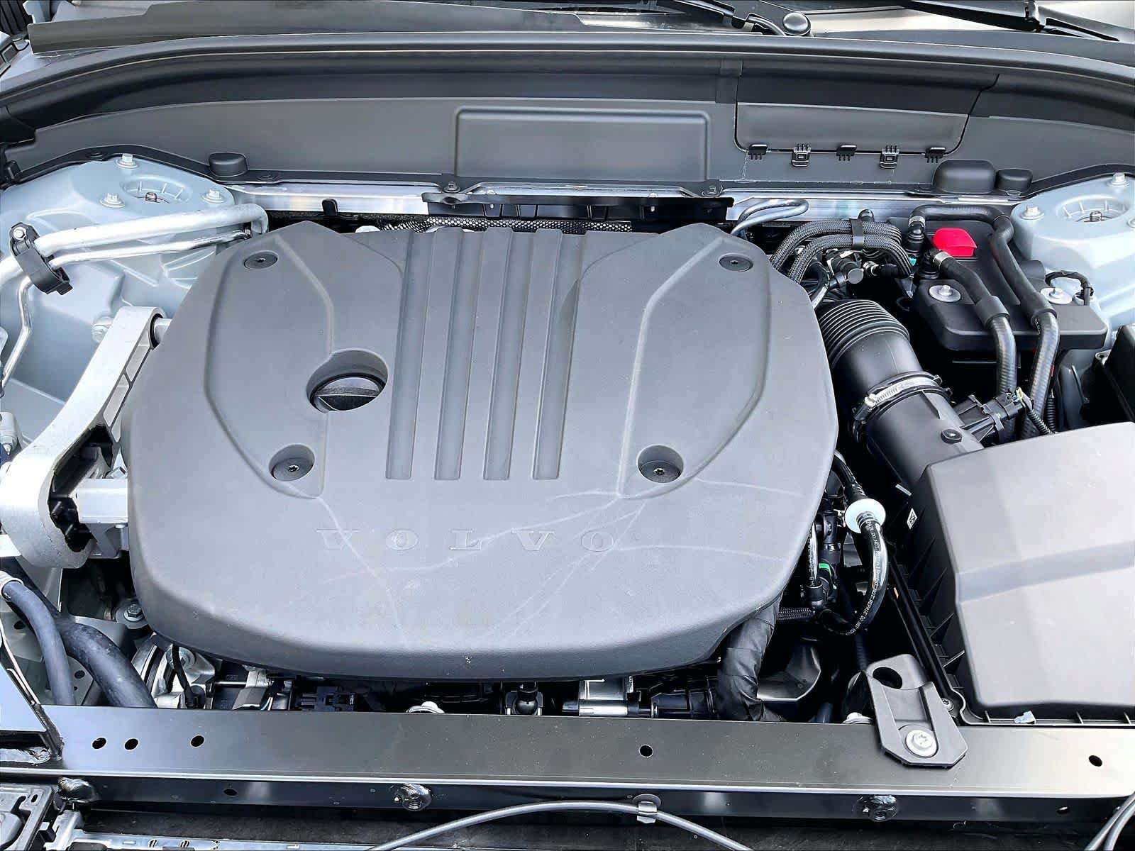 New 2027 Volvo XC60 B5 Core AWD/4WD image 13