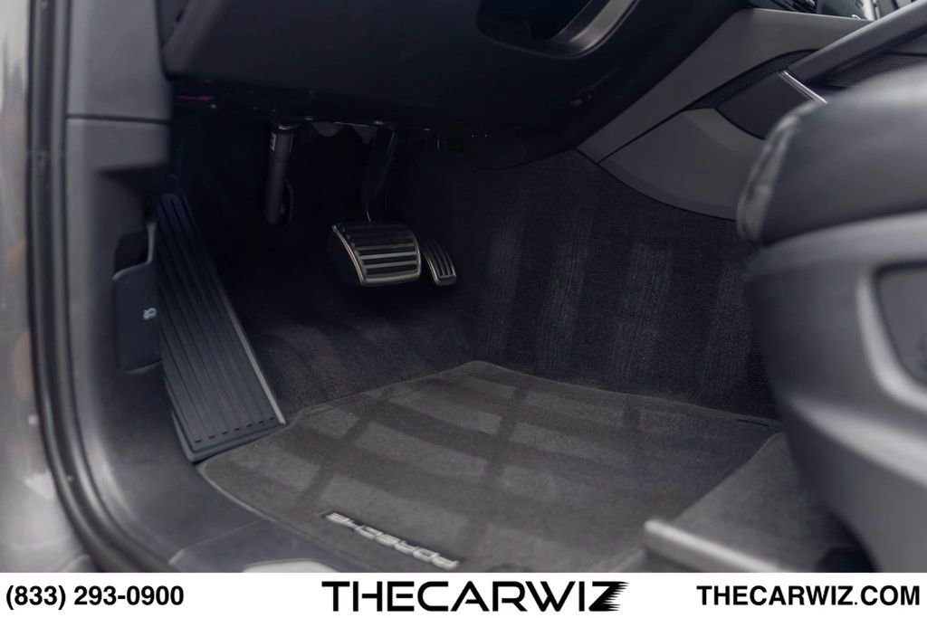 Used 2023 Porsche Cayenne Turbo AWD/4WD image 38
