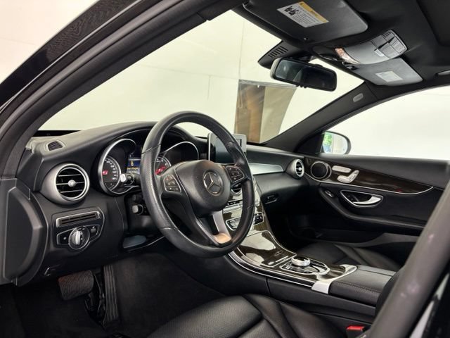 Used 2018 Mercedes-Benz C 300 4MATIC Sedan image 9