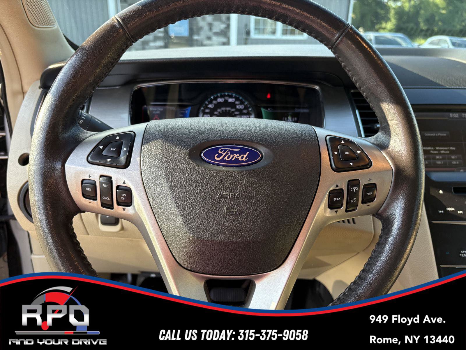 Used 2015 Ford Taurus SEL w/ Equipment Group 201A AWD/4WD image 20