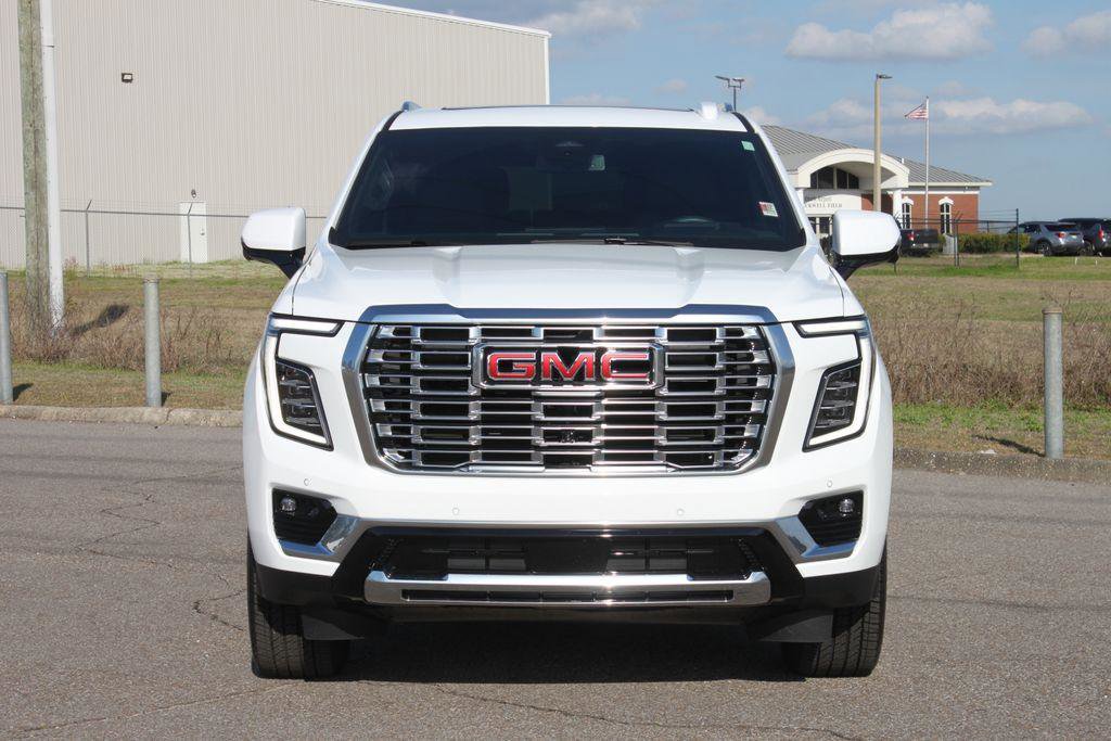 New 2026 GMC Yukon Denali w/ Sun & Power Step Package image 3