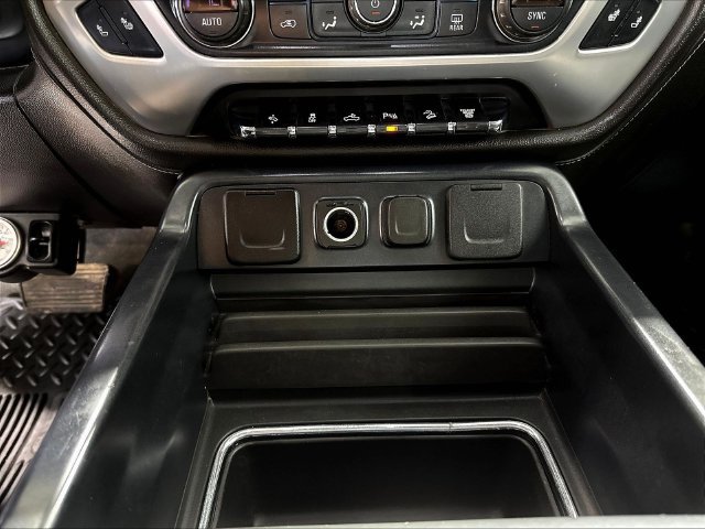 Used 2018 GMC Sierra 3500 SLE w/ SLE Preferred Package AWD/4WD image 19