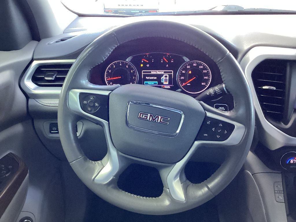 Used 2018 GMC Acadia SLE w/ LPO, Black Accent Package image 17