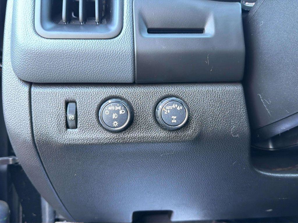 Used 2018 Chevrolet Colorado Z71 w/ Z71 Midnight Edition AWD/4WD image 24