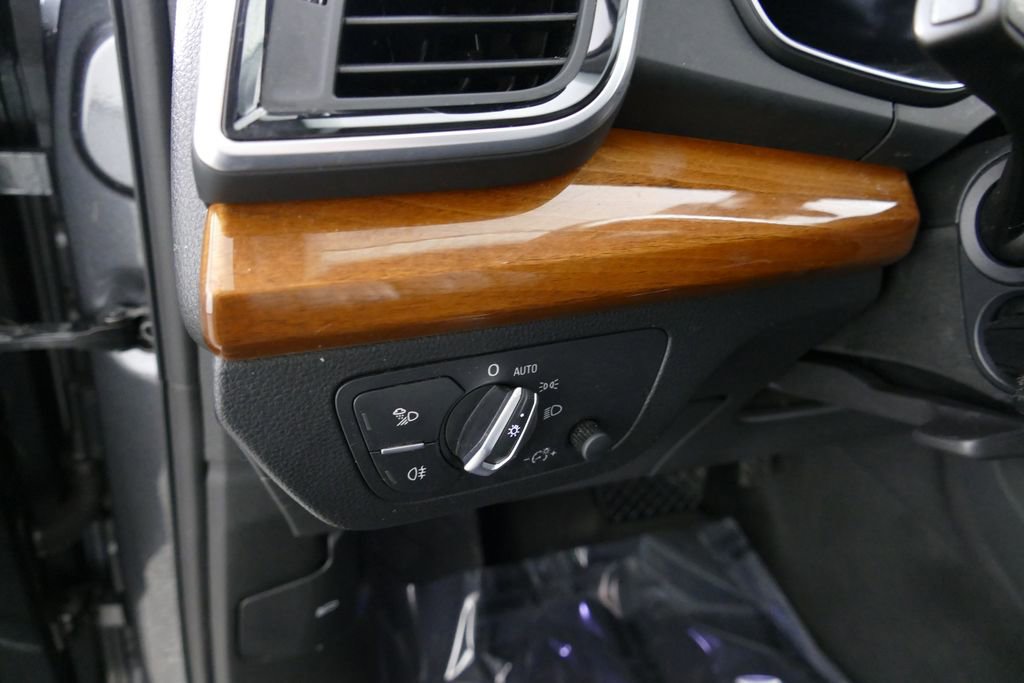 Used 2023 Audi Q5 2.0T Premium Plus w/ Premium Plus Package image 20