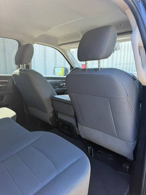 Used 2017 RAM 2500 SLT AWD/4WD image 33