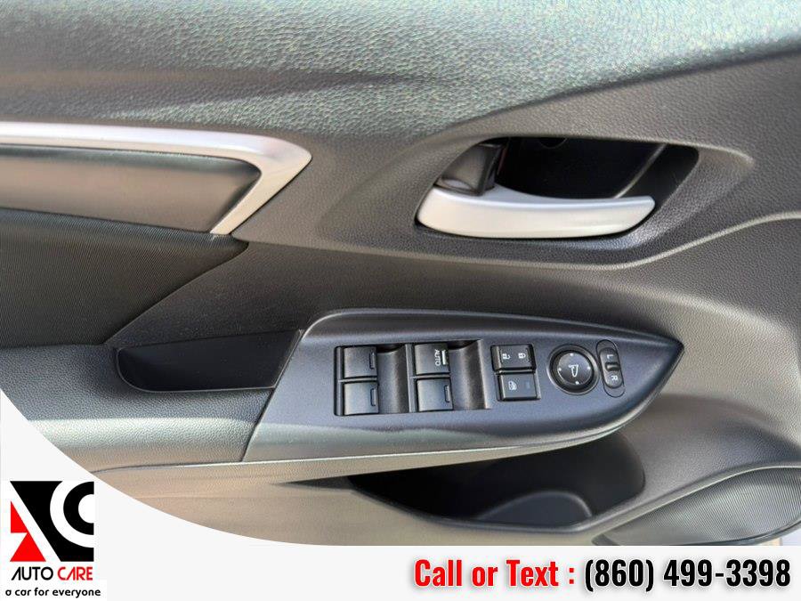 Used 2017 Honda Fit LX image 16