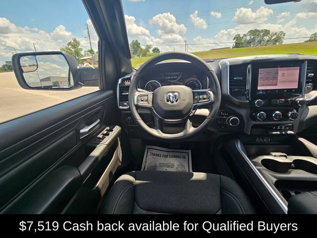 New 2026 RAM 1500 Express AWD/4WD image 13
