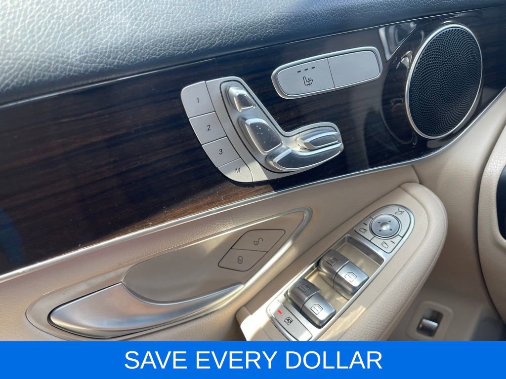 Used 2020 Mercedes-Benz GLC 300 image 17