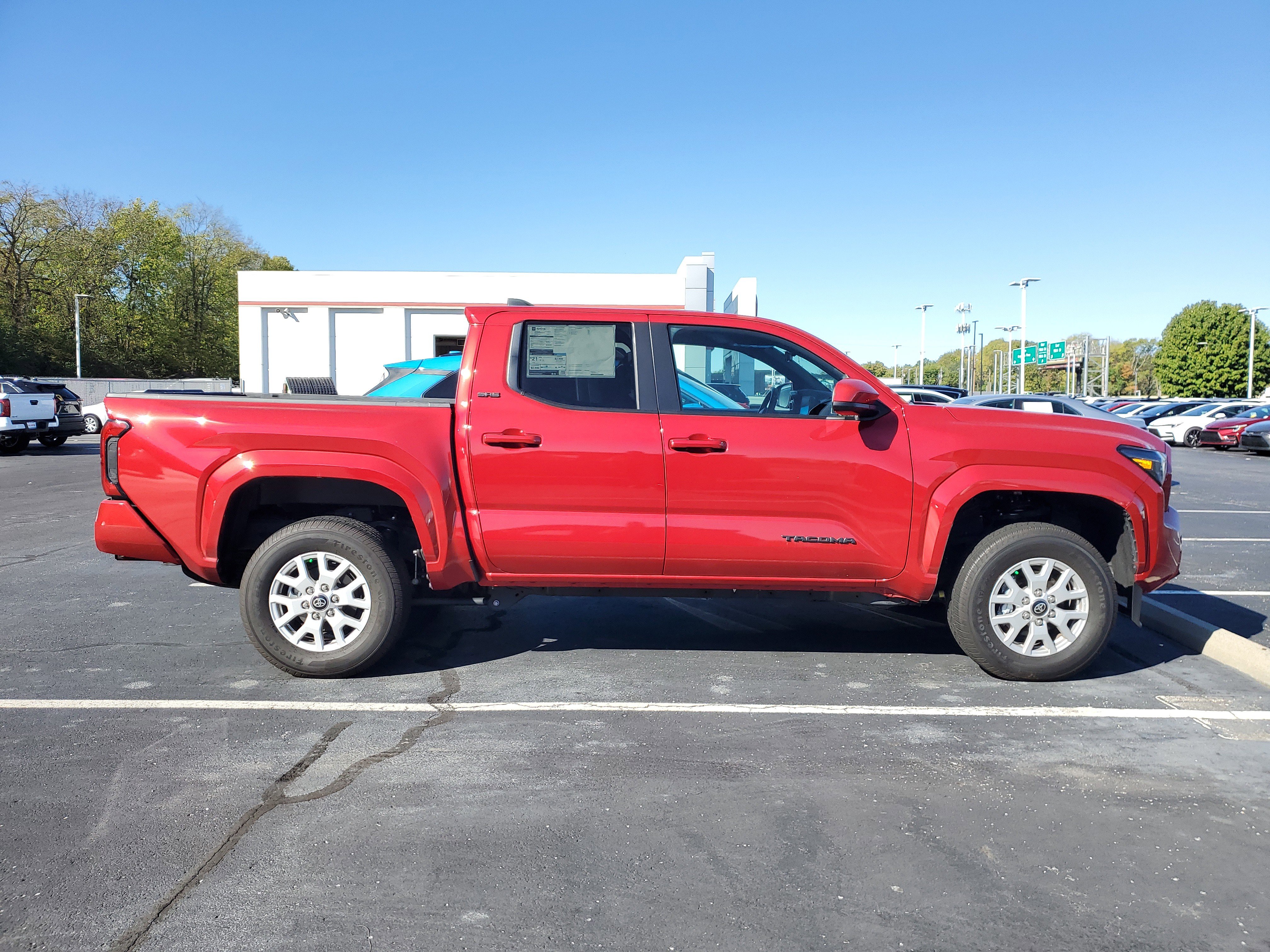 Certified 2025 Toyota Tacoma SR5 image 5