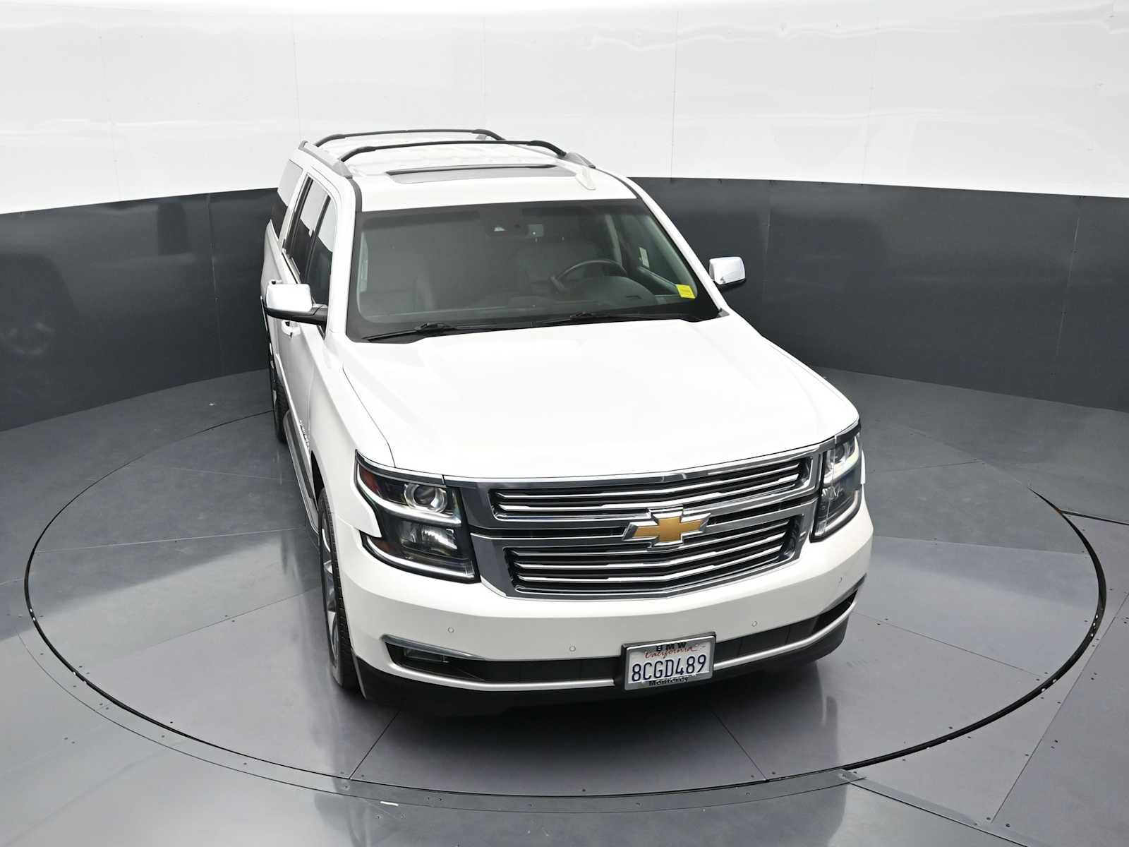Used 2017 Chevrolet Suburban Premier AWD/4WD image 19