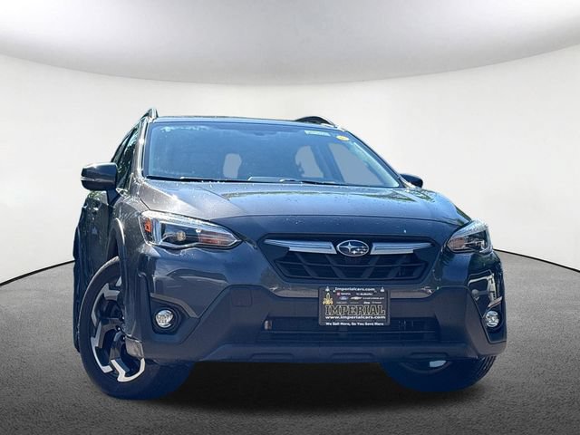 Used 2021 Subaru Crosstrek 2.5i Limited w/ Moonroof Package 1 AWD/4WD image 3