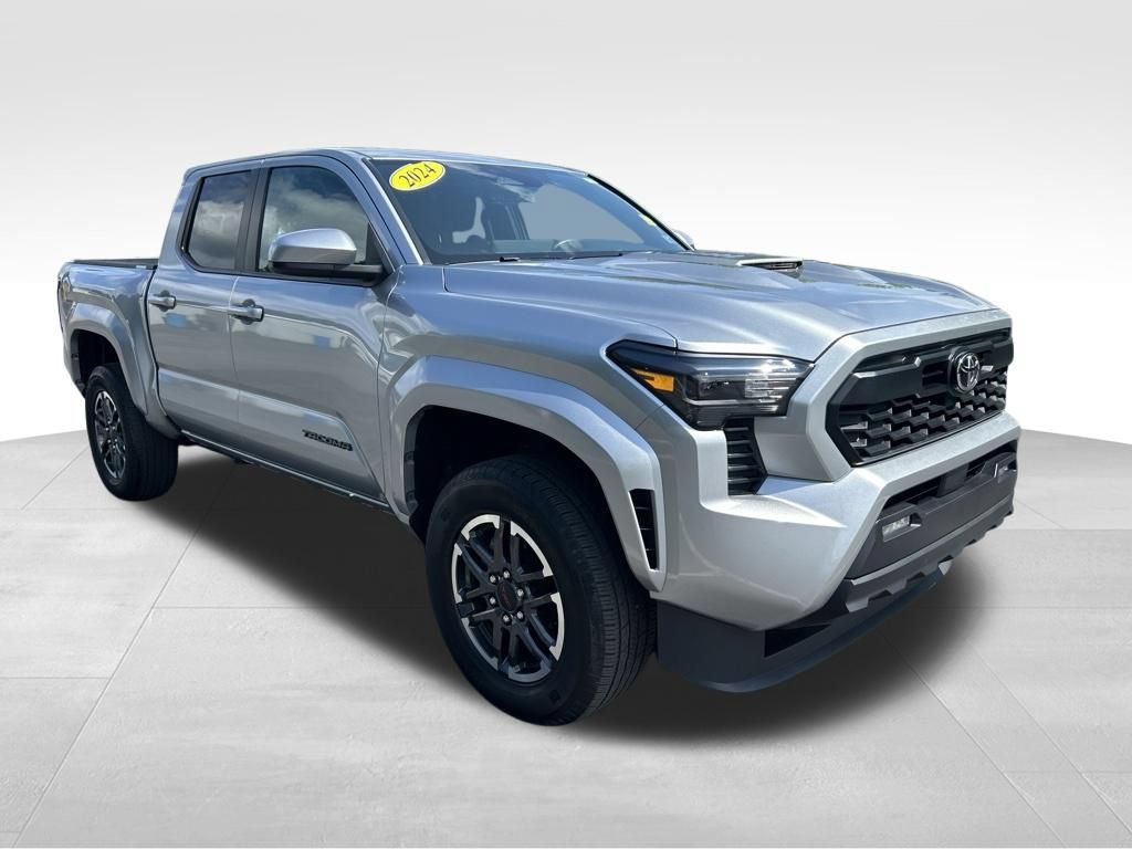 Certified 2024 Toyota Tacoma TRD Sport AWD/4WD image 7