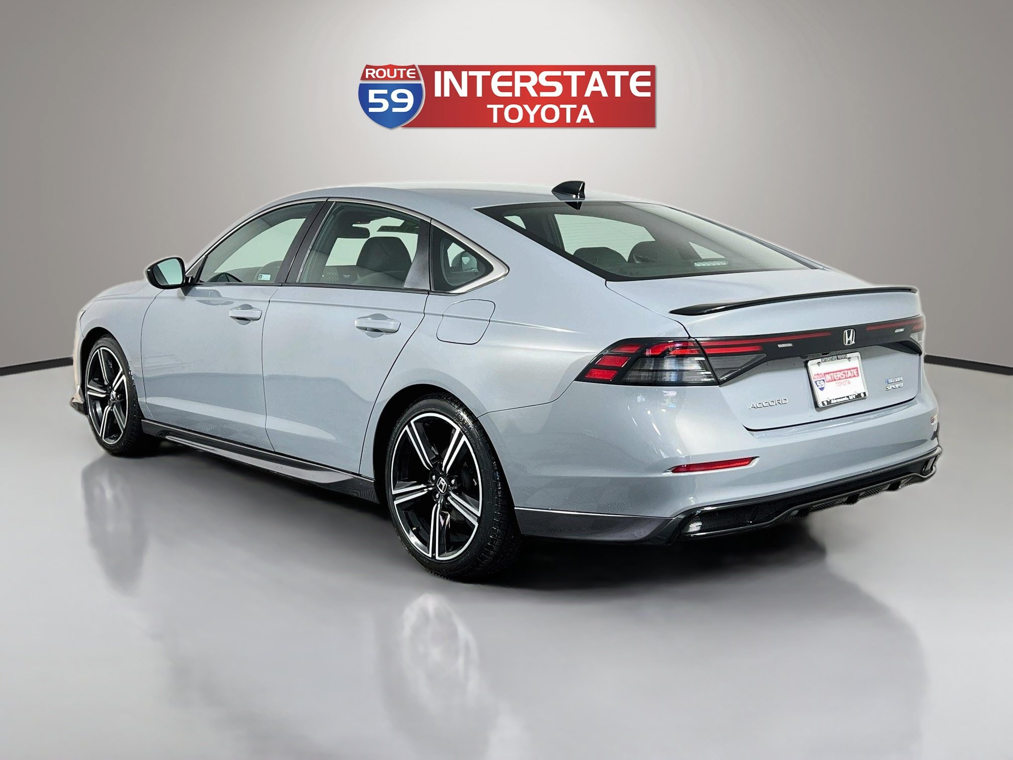 Used 2023 Honda Accord Sport image 5