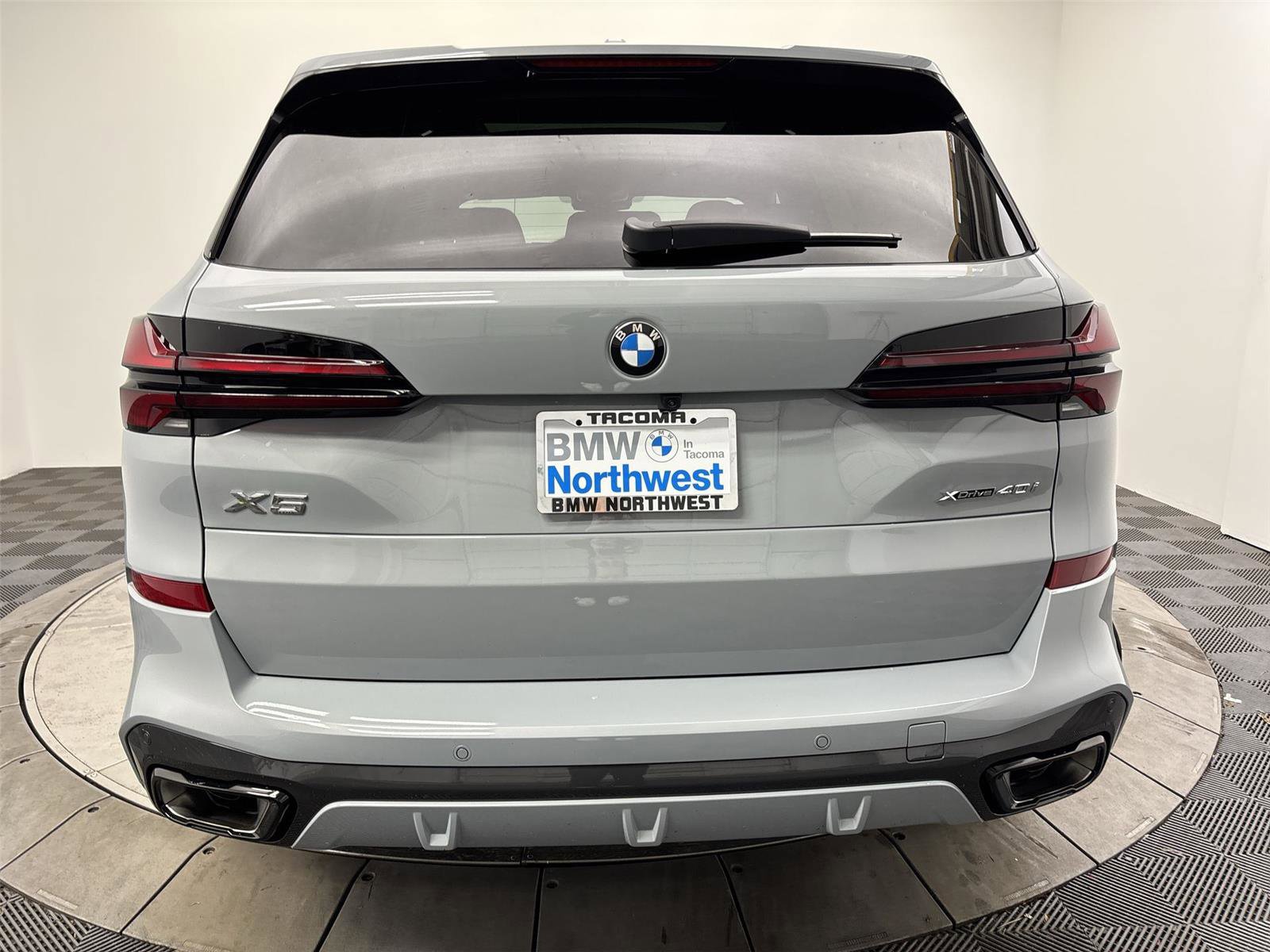 New 2026 BMW X5 xDrive40i w/ M Sport Package image 15