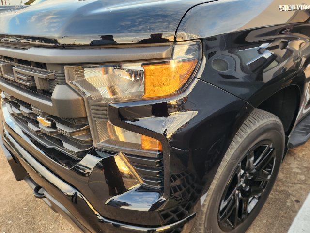 Used 2022 Chevrolet Silverado 1500 Custom RWD image 6