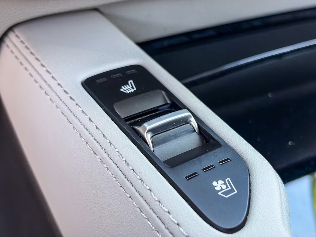 Used 2020 Kia Telluride EX FWD image 29