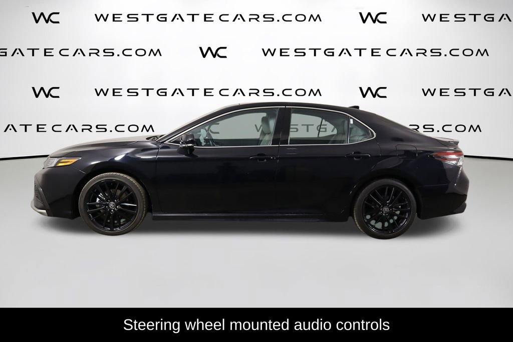Used 2023 Toyota Camry XSE FWD image 5